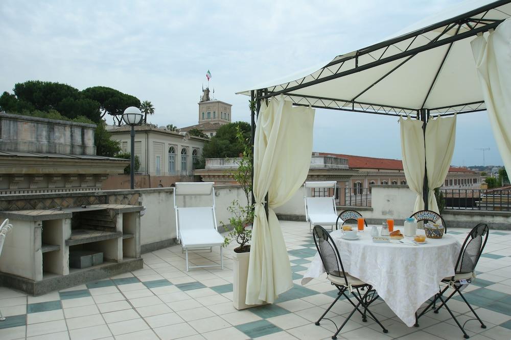 Hotel Fellini Roma Exterior foto